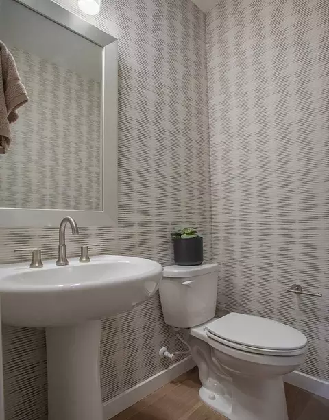 Bath - 6762 Quantum Loop, San Jose, CA 95119 photo 11 of 18