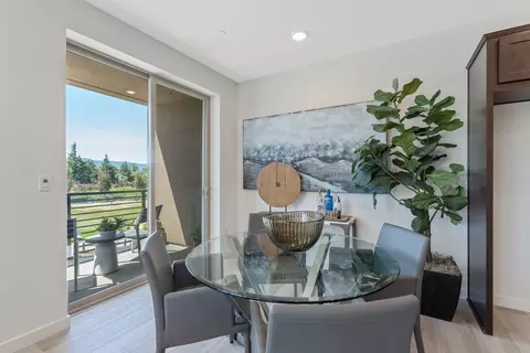 Dining - 6762 Quantum Loop, San Jose, CA 95119 photo 2 of 6