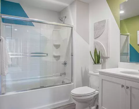Bath - 6762 Quantum Loop, San Jose, CA 95119 photo 5 of 18