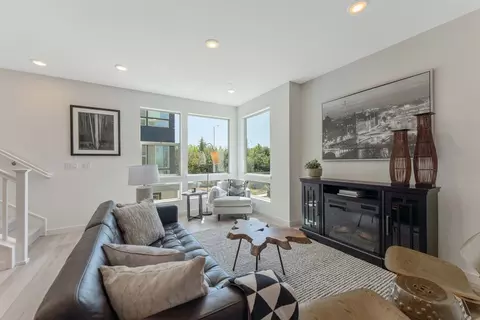 Living - 6762 Quantum Loop, San Jose, CA 95119 photo 5 of 8