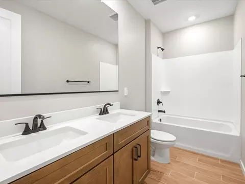 Bath - 1139 W Haynes Way, Apache Junction, AZ 85120 photo 4 of 8