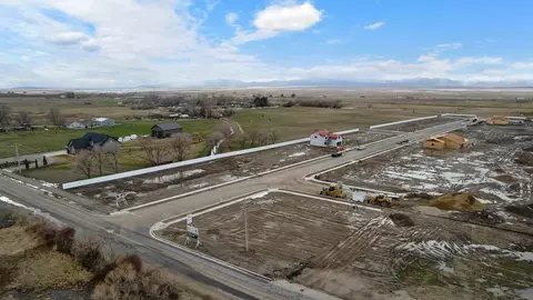View/Area - 1369 W 2350 S #12, Perry, UT 84302 photo 3 of 3