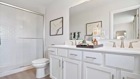Bath - 54 Sumter Ave - Model, Ranson, WV 25438 photo 1 of 3
