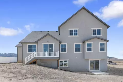 Exterior - 6417 N Vernon Dr, Eagle Mountain, UT 84005 photo 5 of 12