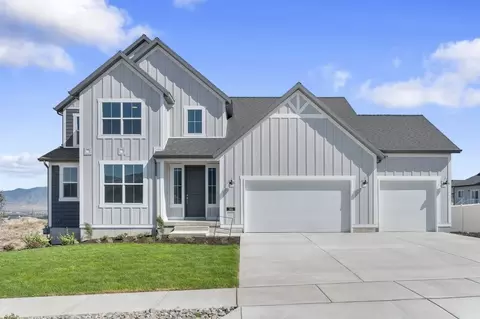 Exterior - 6417 N Vernon Dr, Eagle Mountain, UT 84005 photo 2 of 12