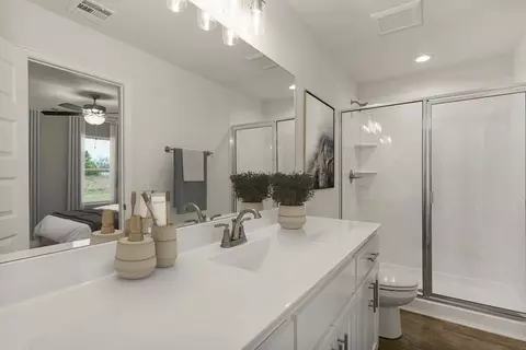 Bath - 1535 E 36th St N, Tulsa, OK 74106 photo 2 of 3