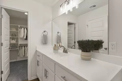Bath - 1535 E 36th St N, Tulsa, OK 74106 photo 1 of 3
