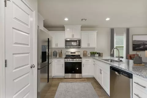 Kitchen - 1535 E 36th St N, Tulsa, OK 74106 photo 4 of 6