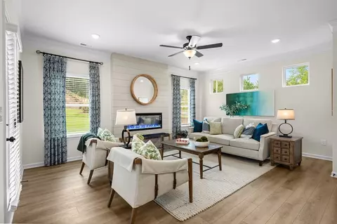 Living - 273 Artimis Dr, Dalton, GA 30720 photo 1 of 4