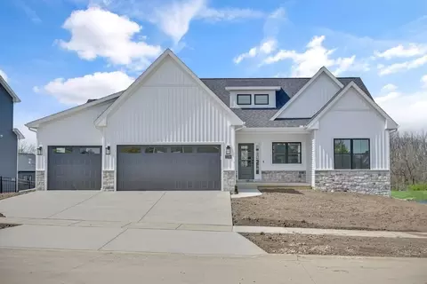 1412 Tinley Ln, Mahomet, IL 61853