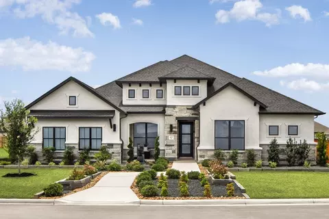 165 Megans Pt, Castroville, TX 78009