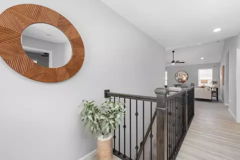 Entry Way - 6735 Raymond Ave, Pagedale, MO 63133 photo 13 of 16