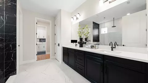Bath - 7895 Interstellar Ave, Sarasota, FL 34241 photo 8 of 15