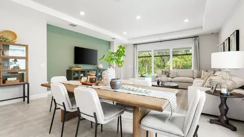 Dining - 7895 Interstellar Ave, Sarasota, FL 34241 photo 5 of 8