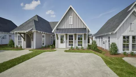 761 Brookstone Dr, Opelika, AL 36801