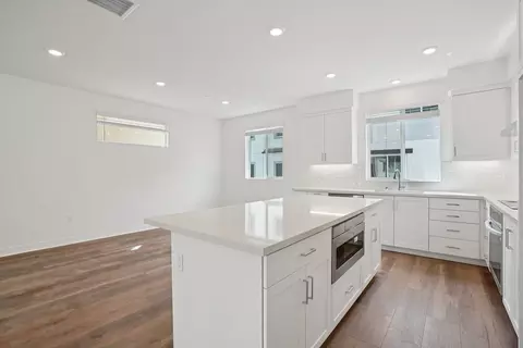 1675 Coral Sea Ln, San Pedro, CA 90732
