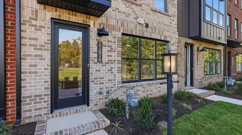 Exterior - 11616 Switch Dr, Midlothian, VA 23113 photo 1 of 3