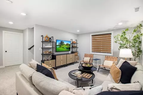 Living - Lahring Rd, Linden, MI 48451 photo 2 of 2