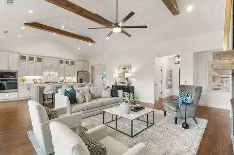 Living - 16293 E 101st St N, Owasso, OK 74055 photo 7 of 8