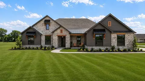 Exterior - 16293 E 101st St N, Owasso, OK 74055 photo 2 of 16