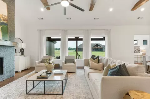 Living - 16293 E 101st St N, Owasso, OK 74055 photo 3 of 8