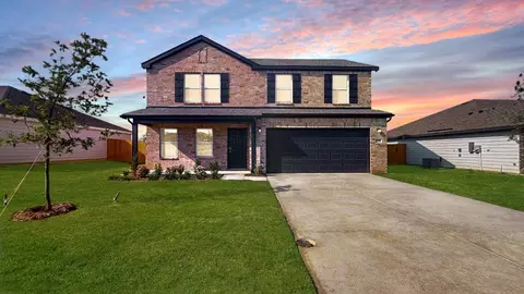 Exterior - 117 Irelyn Dr, Cleburne, TX 76031 photo 4 of 8