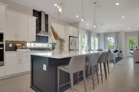 Kitchen - 6406 Rover Way, Saint Cloud, FL 34771 photo 5 of 7