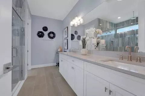 Bath - 6406 Rover Way, Saint Cloud, FL 34771 photo 1 of 11