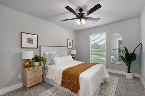 Bedroom - 805 Klenc Rd, Springdale, AR 72762 photo 5 of 6