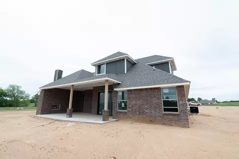 Exterior - 1624 E Deer Meadows Dr, Perkins, OK 74059 photo 11 of 13