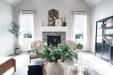 Living - 1624 E Deer Meadows Dr, Perkins, OK 74059 photo 3 of 5