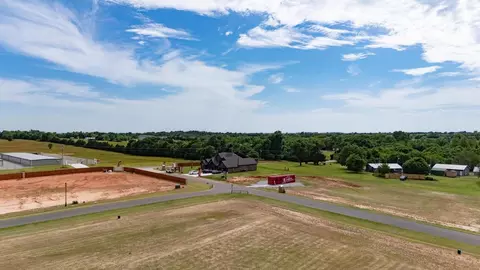 View/Area - 1624 E Deer Meadows Dr, Perkins, OK 74059 photo 5 of 9