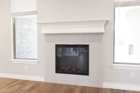 Living - 1624 E Deer Meadows Dr, Perkins, OK 74059 photo 3 of 4