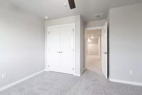 Bedroom - 1624 E Deer Meadows Dr, Perkins, OK 74059 photo 6 of 8