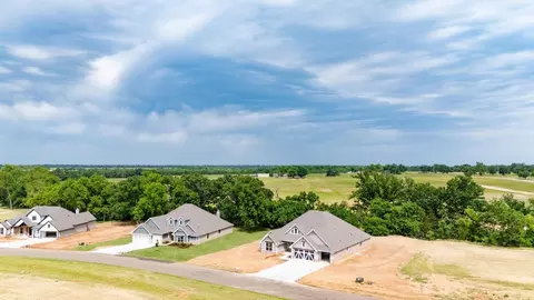 View/Area - 1624 E Deer Meadows Dr, Perkins, OK 74059 photo 7 of 9