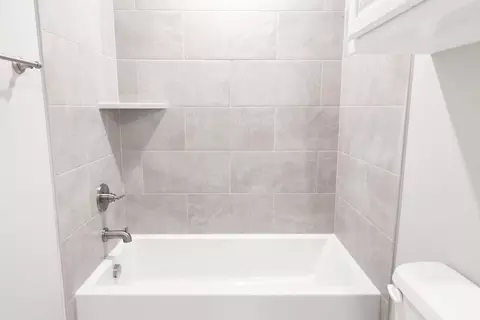 Bath - 1624 E Deer Meadows Dr, Perkins, OK 74059 photo 5 of 8