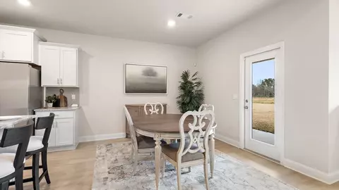 Dining - 714 Honeysuckle Loop, Canton, MS 39046 photo 1 of 4