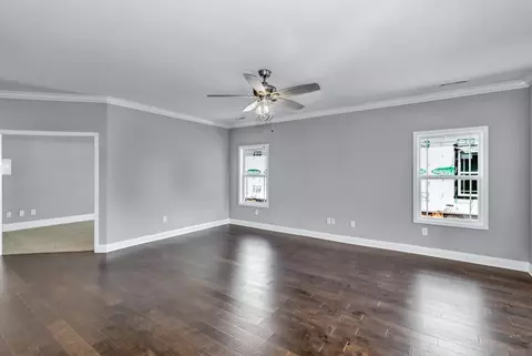 Living - 18 Main St, Madison, AL 35758 photo 2 of 4