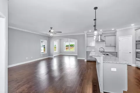 Living - 18 Main St, Madison, AL 35758 photo 1 of 4