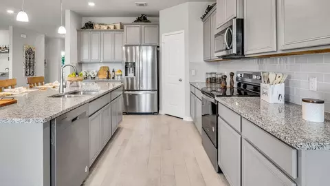 Kitchen - 1013 Sydney Blvd, Thorndale, TX 76577 photo 6 of 6