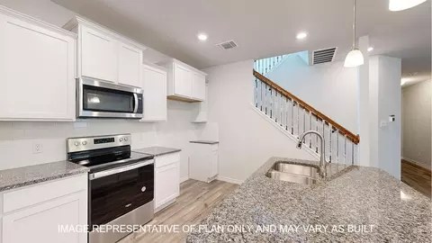 Kitchen - 1013 Sydney Blvd, Thorndale, TX 76577 photo 2 of 6
