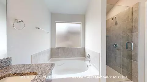 Bath - 1013 Sydney Blvd, Thorndale, TX 76577 photo 1 of 10