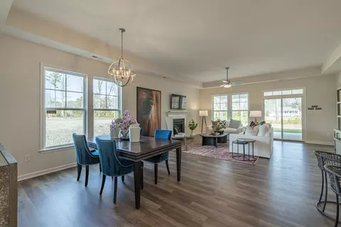 Dining - 351 Whites Ml, Abingdon, VA 24210 photo 1 of 3