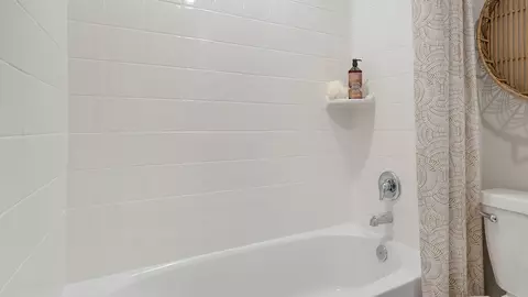 Bath - 1428 Newey Cir, Temple, TX 76504 photo 8 of 9