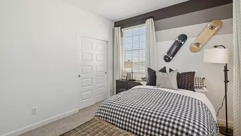 Bedroom - 9648 S Caballo Dr, Apache Junction, AZ 85120 photo 7 of 17