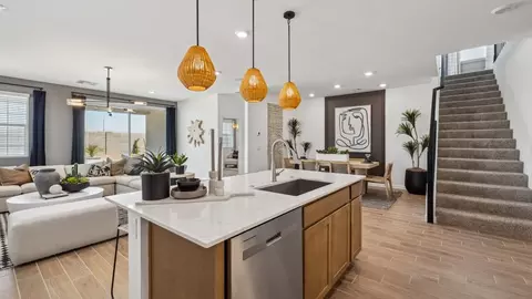 Kitchen - 9648 S Caballo Dr, Apache Junction, AZ 85120 photo 5 of 11