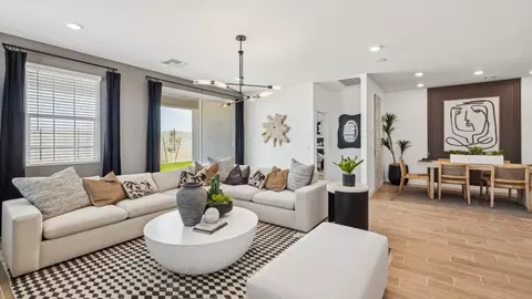 Living - 9648 S Caballo Dr, Apache Junction, AZ 85120 photo 2 of 4