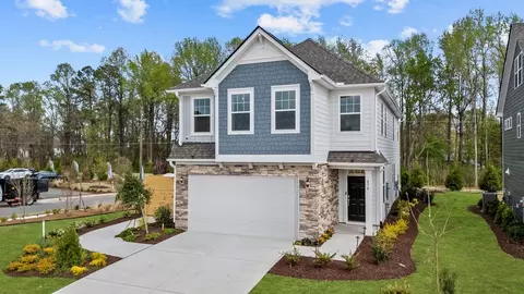 Exterior - 870 Old Station Pointe, Angier, NC 27501 photo 8 of 20