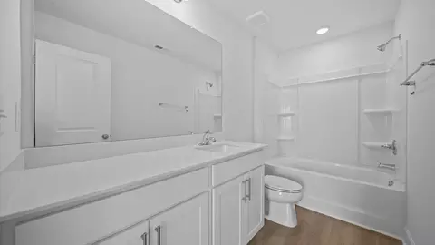 Bath - 870 Old Station Pointe, Angier, NC 27501 photo 7 of 11