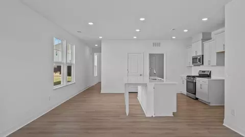 Entry Way - 870 Old Station Pointe, Angier, NC 27501 photo 7 of 13